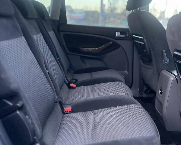 Синий Форд Си-Макс, объемом двигателя 1.8 л и пробегом 162 тыс. км за 6400 $, фото 49 на Automoto.ua