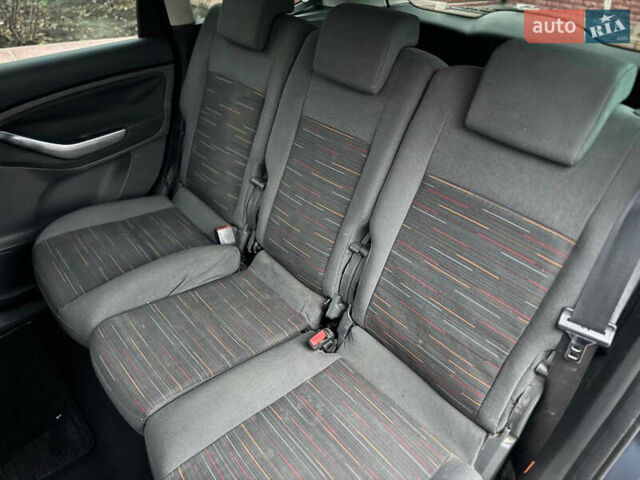 Синій Форд Сі-Макс, об'ємом двигуна 1.6 л та пробігом 280 тис. км за 1999 $, фото 12 на Automoto.ua