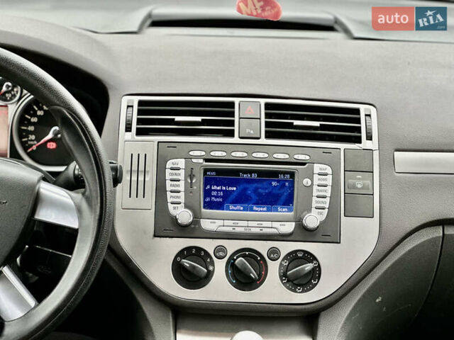 Синий Форд Си-Макс, объемом двигателя 1.56 л и пробегом 240 тыс. км за 5700 $, фото 23 на Automoto.ua