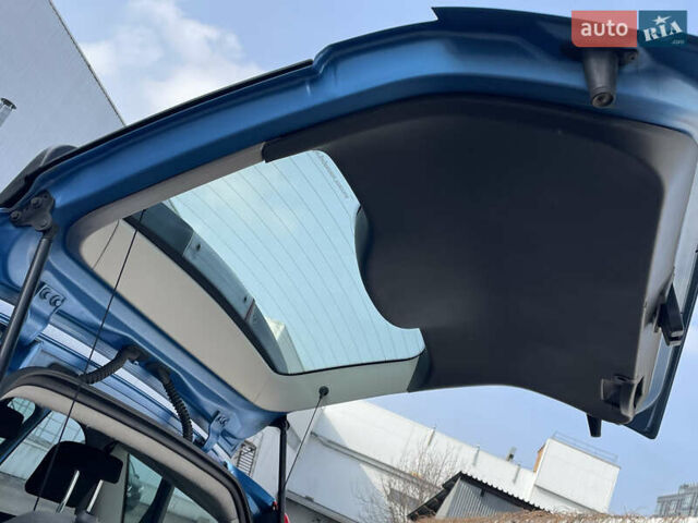 Синій Форд Сі-Макс, об'ємом двигуна 2 л та пробігом 230 тис. км за 6650 $, фото 117 на Automoto.ua