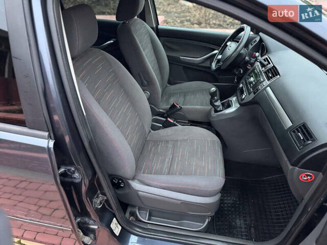 Синій Форд Сі-Макс, об'ємом двигуна 1.6 л та пробігом 280 тис. км за 1999 $, фото 17 на Automoto.ua