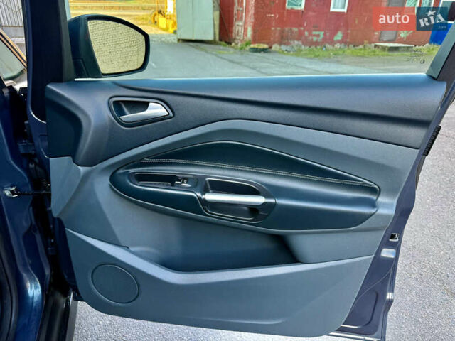 Синій Форд Сі-Макс, об'ємом двигуна 1.6 л та пробігом 173 тис. км за 7299 $, фото 30 на Automoto.ua
