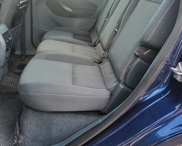 Синий Форд Си-Макс, объемом двигателя 1.56 л и пробегом 270 тыс. км за 7300 $, фото 24 на Automoto.ua