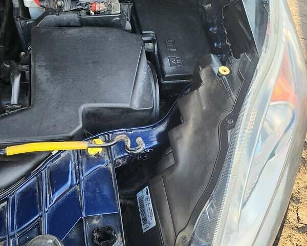 Синий Форд Си-Макс, объемом двигателя 1.56 л и пробегом 270 тыс. км за 7300 $, фото 40 на Automoto.ua