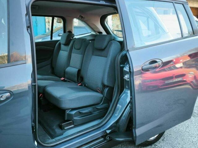 Синий Форд Си-Макс, объемом двигателя 1.6 л и пробегом 331 тыс. км за 4608 $, фото 6 на Automoto.ua