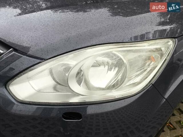Синій Форд Сі-Макс, об'ємом двигуна 1.6 л та пробігом 172 тис. км за 7800 $, фото 30 на Automoto.ua