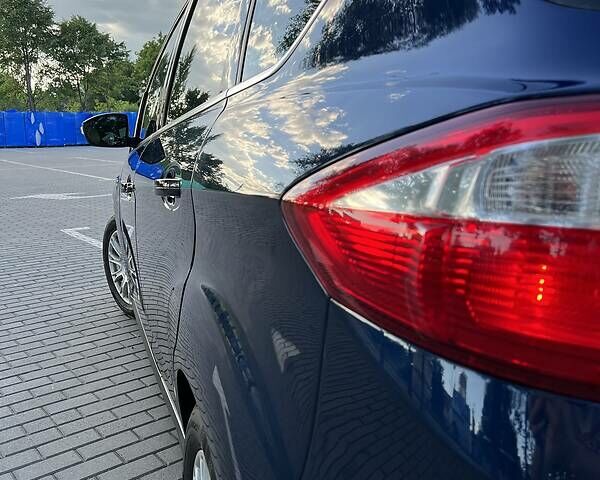 Синий Форд Си-Макс, объемом двигателя 2 л и пробегом 116 тыс. км за 10200 $, фото 13 на Automoto.ua