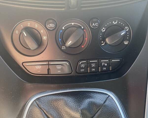 Синий Форд Си-Макс, объемом двигателя 1 л и пробегом 112 тыс. км за 6777 $, фото 84 на Automoto.ua