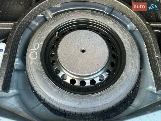 Синий Форд Си-Макс, объемом двигателя 2 л и пробегом 251 тыс. км за 8200 $, фото 42 на Automoto.ua