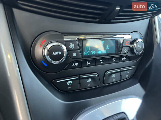 Синий Форд Си-Макс, объемом двигателя 2 л и пробегом 251 тыс. км за 8200 $, фото 39 на Automoto.ua