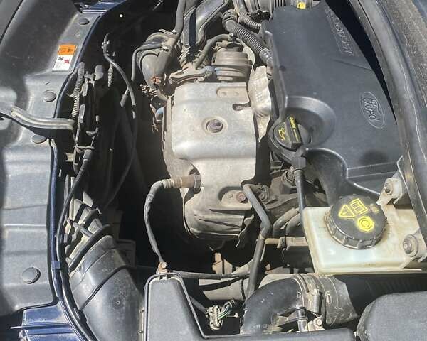 Синий Форд Си-Макс, объемом двигателя 1 л и пробегом 112 тыс. км за 6777 $, фото 83 на Automoto.ua