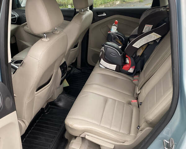 Синий Форд Си-Макс, объемом двигателя 2 л и пробегом 175 тыс. км за 11700 $, фото 22 на Automoto.ua