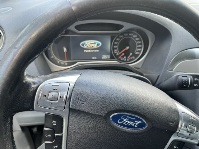 Синий Форд Си-Макс, объемом двигателя 0 л и пробегом 250 тыс. км за 294 $, фото 6 на Automoto.ua