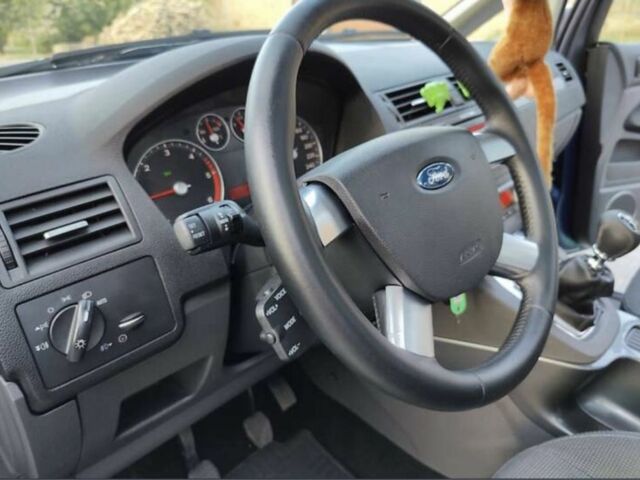 Синий Форд Си-Макс, объемом двигателя 2 л и пробегом 238 тыс. км за 5300 $, фото 4 на Automoto.ua