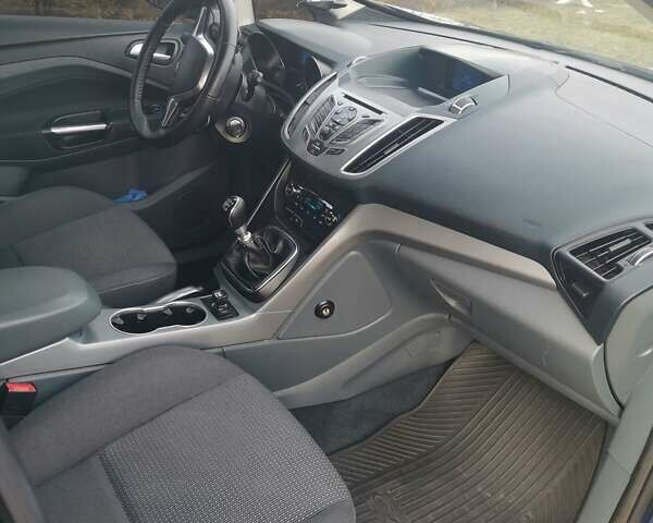Синий Форд Си-Макс, объемом двигателя 1.6 л и пробегом 250 тыс. км за 8500 $, фото 5 на Automoto.ua