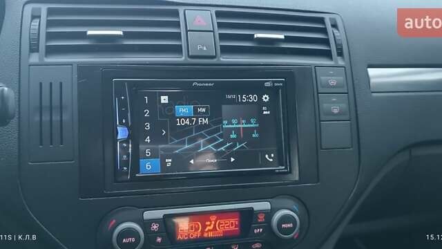 Зеленый Форд Си-Макс, объемом двигателя 1.8 л и пробегом 265 тыс. км за 6300 $, фото 9 на Automoto.ua