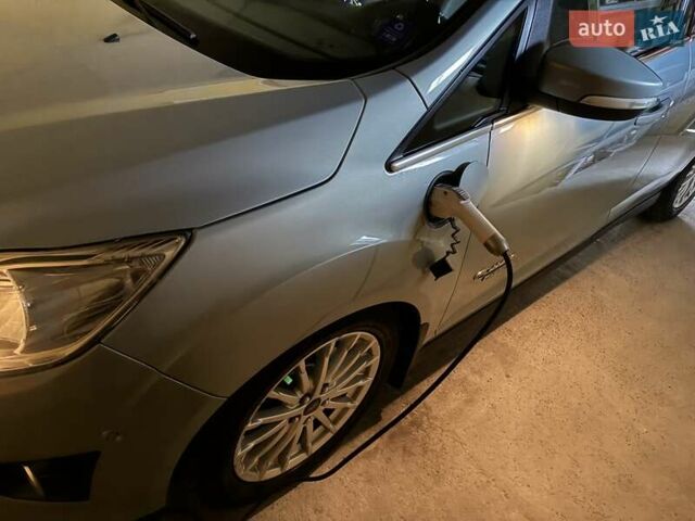 Зеленый Форд Си-Макс, объемом двигателя 2 л и пробегом 251 тыс. км за 10700 $, фото 27 на Automoto.ua