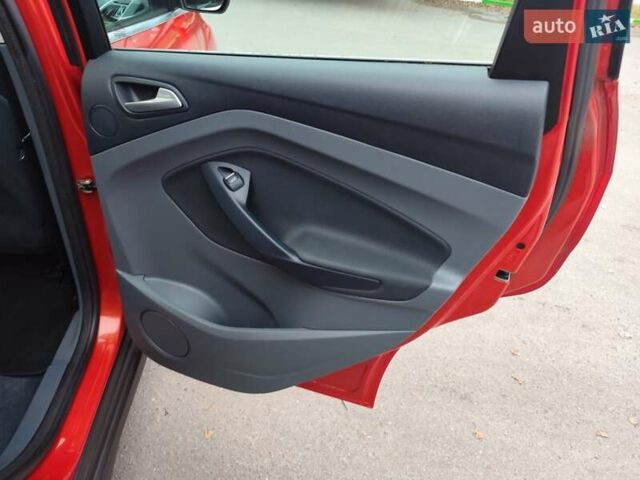 Оранжевый Форд Си-Макс, объемом двигателя 1.6 л и пробегом 232 тыс. км за 7850 $, фото 60 на Automoto.ua