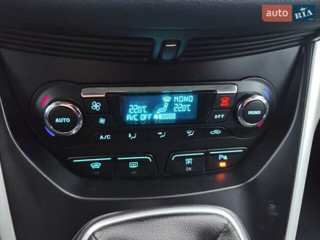 Оранжевый Форд Си-Макс, объемом двигателя 1.6 л и пробегом 232 тыс. км за 7850 $, фото 71 на Automoto.ua