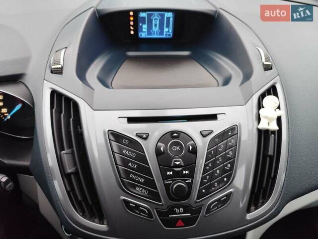 Оранжевый Форд Си-Макс, объемом двигателя 1.6 л и пробегом 232 тыс. км за 7850 $, фото 81 на Automoto.ua