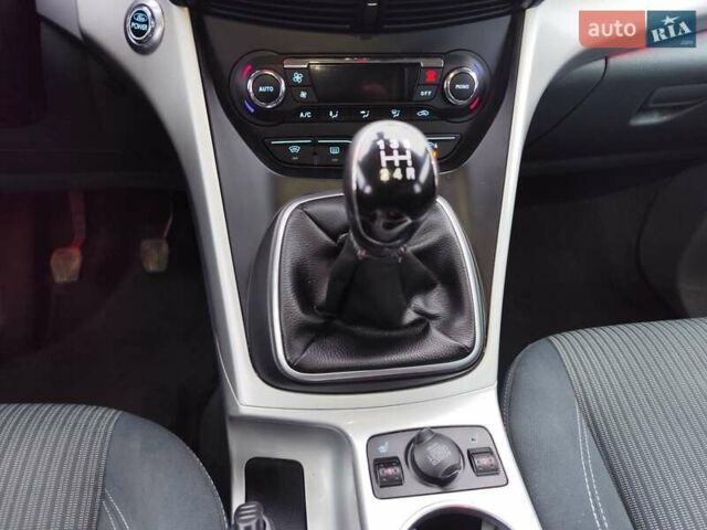 Оранжевый Форд Си-Макс, объемом двигателя 1.6 л и пробегом 232 тыс. км за 7850 $, фото 43 на Automoto.ua