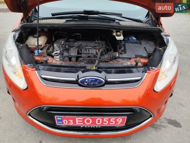 Оранжевый Форд Си-Макс, объемом двигателя 1.6 л и пробегом 232 тыс. км за 7850 $, фото 77 на Automoto.ua