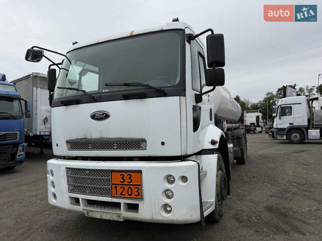 Белый Форд Карго, объемом двигателя 8.97 л и пробегом 549 тыс. км за 49999 $, фото 14 на Automoto.ua