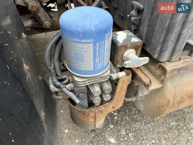 Белый Форд Карго, объемом двигателя 8.97 л и пробегом 549 тыс. км за 49999 $, фото 32 на Automoto.ua