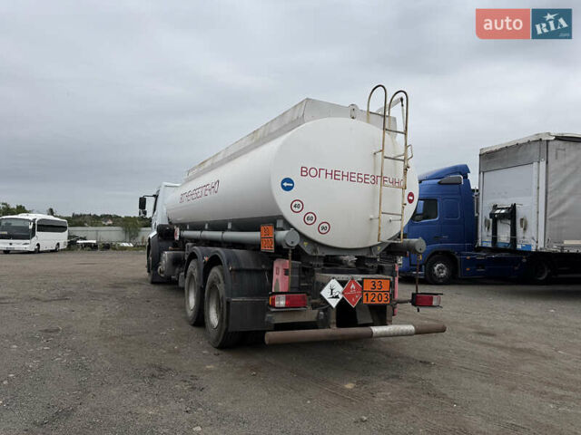 Белый Форд Карго, объемом двигателя 8.97 л и пробегом 549 тыс. км за 49999 $, фото 6 на Automoto.ua