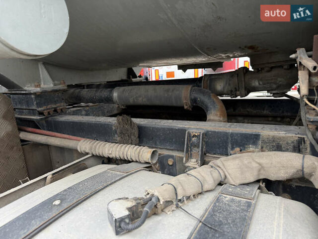 Белый Форд Карго, объемом двигателя 8.97 л и пробегом 549 тыс. км за 49999 $, фото 43 на Automoto.ua