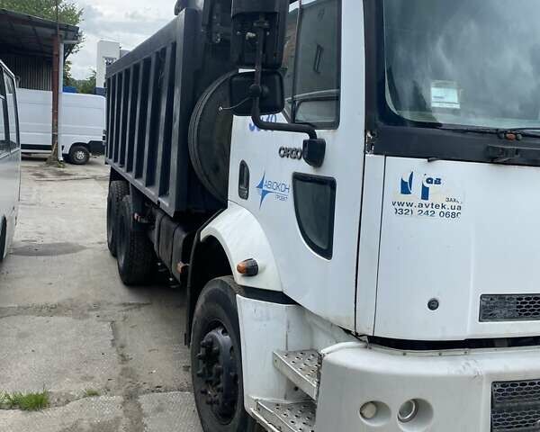 Белый Форд Карго, объемом двигателя 0 л и пробегом 184 тыс. км за 22500 $, фото 5 на Automoto.ua