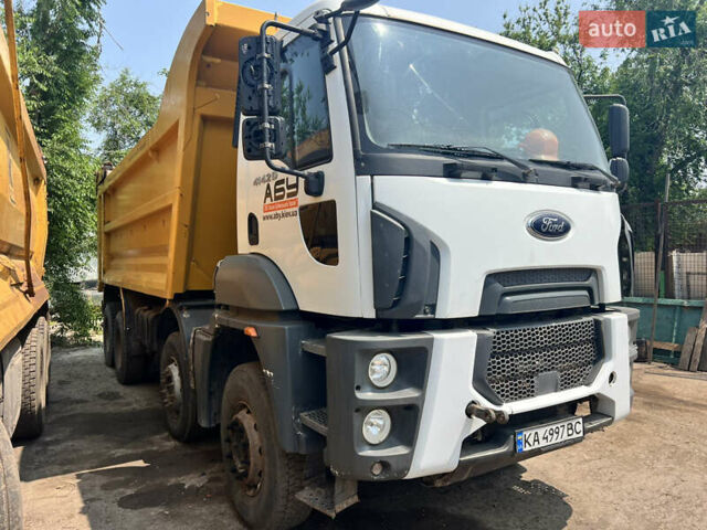 Білий Форд Карго, об'ємом двигуна 12.9 л та пробігом 180 тис. км за 65000 $, фото 2 на Automoto.ua