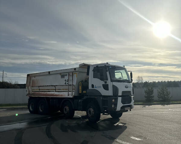 Білий Форд Карго, об'ємом двигуна 12.74 л та пробігом 132 тис. км за 65000 $, фото 5 на Automoto.ua