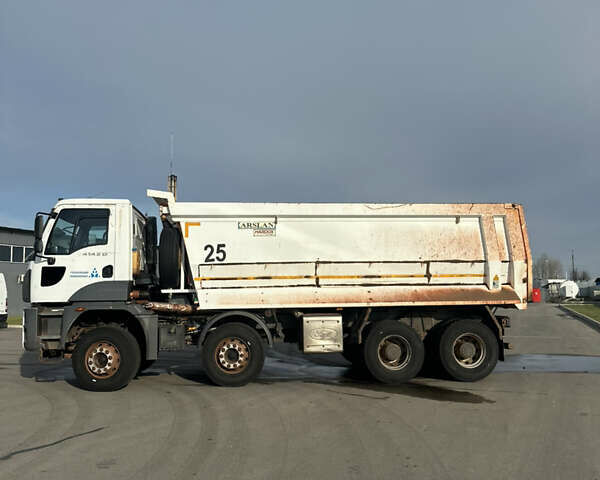 Білий Форд Карго, об'ємом двигуна 12.74 л та пробігом 132 тис. км за 65000 $, фото 9 на Automoto.ua