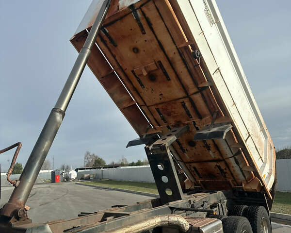 Білий Форд Карго, об'ємом двигуна 12.74 л та пробігом 132 тис. км за 65000 $, фото 1 на Automoto.ua