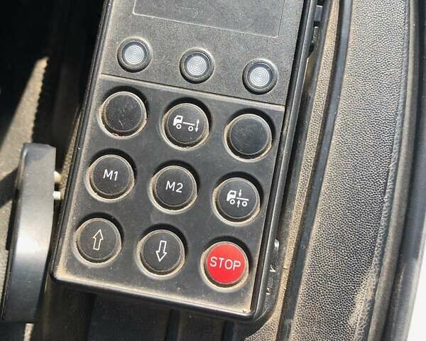Білий Форд Карго, об'ємом двигуна 12.74 л та пробігом 202 тис. км за 18000 $, фото 18 на Automoto.ua