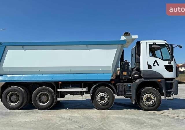 Форд Карго, объемом двигателя 0 л и пробегом 160 тыс. км за 99511 $, фото 2 на Automoto.ua