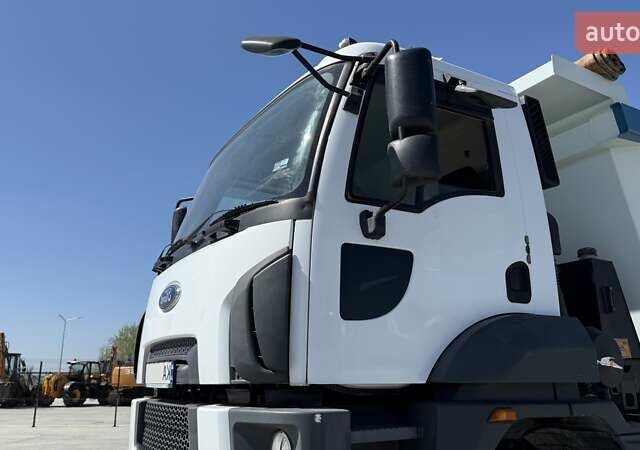 Форд Карго, об'ємом двигуна 0 л та пробігом 149 тис. км за 100377 $, фото 3 на Automoto.ua