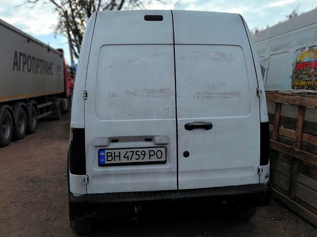 Форд Коннект 2004 в Черноморске (Ильичевске) на Automoto.ua Белый Форд Коннект, объемом двигателя 1.8 л и пробегом 0 тыс. км за 2900 $, фото 9 на Automoto.ua