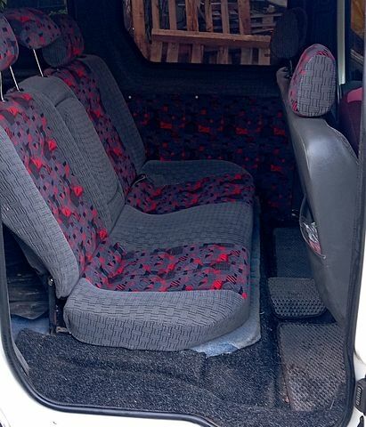 Білий Форд Коннект, об'ємом двигуна 1.8 л та пробігом 313 тис. км за 4500 $, фото 13 на Automoto.ua