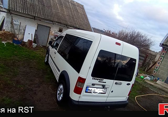 Білий Форд Коннект, об'ємом двигуна 1.8 л та пробігом 313 тис. км за 4500 $, фото 5 на Automoto.ua