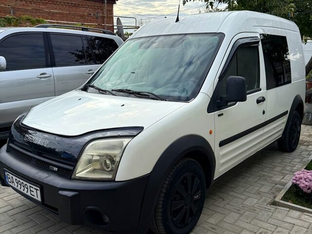 Белый Форд Коннект, объемом двигателя 1.8 л и пробегом 300 тыс. км за 5000 $, фото 1 на Automoto.ua