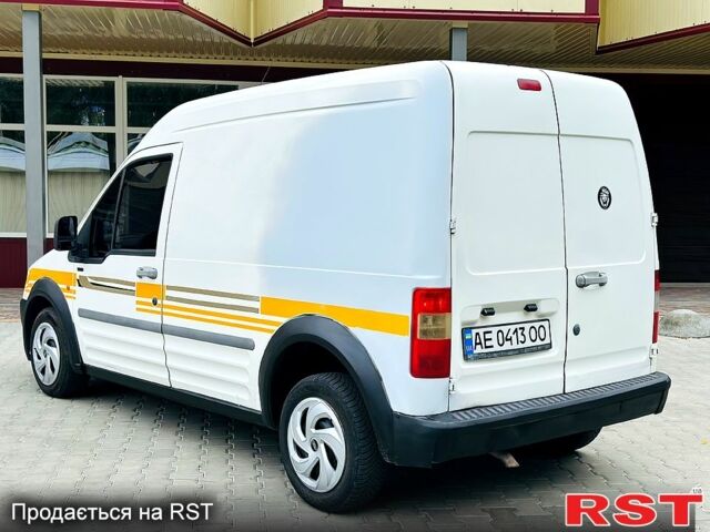 Білий Форд Коннект, об'ємом двигуна 1.8 л та пробігом 250 тис. км за 2850 $, фото 7 на Automoto.ua