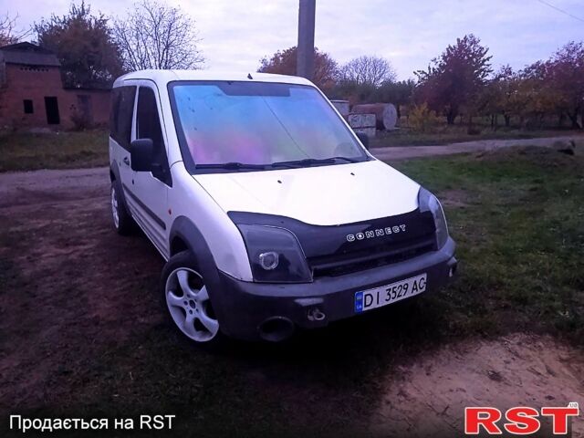 Белый Форд Коннект, объемом двигателя 1.8 л и пробегом 200 тыс. км за 4000 $, фото 3 на Automoto.ua