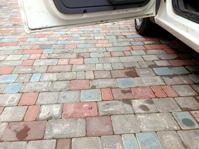 Білий Форд Коннект, об'ємом двигуна 1.8 л та пробігом 210 тис. км за 3800 $, фото 4 на Automoto.ua