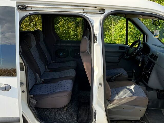 Білий Форд Коннект, об'ємом двигуна 1.8 л та пробігом 534 тис. км за 3800 $, фото 6 на Automoto.ua