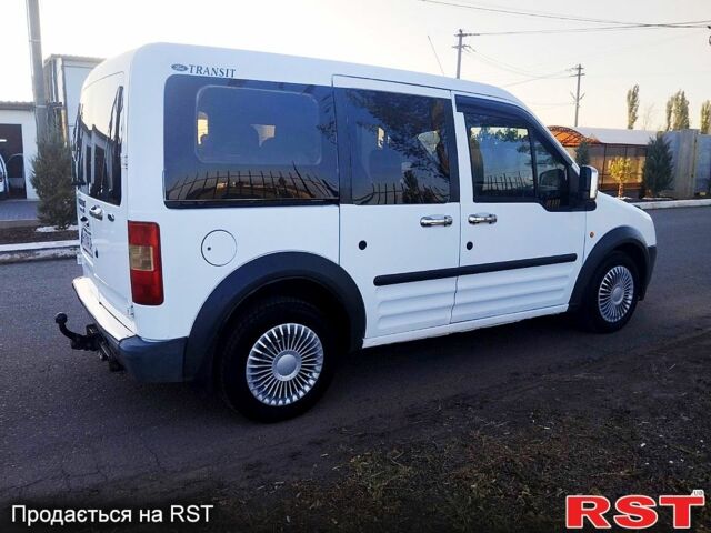 Белый Форд Коннект, объемом двигателя 1.8 л и пробегом 248 тыс. км за 5600 $, фото 3 на Automoto.ua