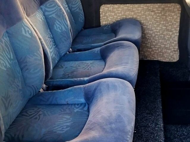 Белый Форд Коннект, объемом двигателя 1.8 л и пробегом 248 тыс. км за 5600 $, фото 4 на Automoto.ua