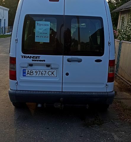 Белый Форд Коннект, объемом двигателя 1.8 л и пробегом 260 тыс. км за 4000 $, фото 2 на Automoto.ua