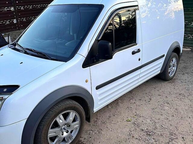 Белый Форд Коннект, объемом двигателя 1.8 л и пробегом 285 тыс. км за 5750 $, фото 7 на Automoto.ua